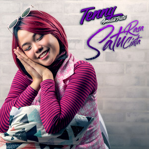 Download Lagu Tenny Amelia Putri - Satu Rasa Satu Cinta MP3 Download Lagu Tenny Amelia Putri - Satu Rasa Satu Cinta MP3