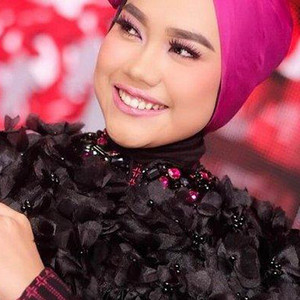 Download Lagu CUT RIANDA ZUHRA - ABANG LAGI DIMANA - Syantiq Sama Janda MP3 Download Lagu CUT RIANDA ZUHRA - ABANG LAGI DIMANA - Syantiq Sama Janda MP3