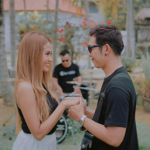 Download Lagu Rocktober, Lebripartami - Bulan Bintang MP3 Download Lagu Rocktober, Lebripartami - Bulan Bintang MP3