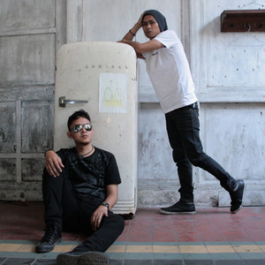 Download Lagu Katahati - Kau Gadis MP3 Download Lagu Katahati - Kau Gadis MP3