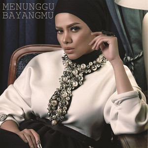 Download Lagu Alyah - Menunggu Bayangmu MP3 Download Lagu Alyah - Menunggu Bayangmu MP3