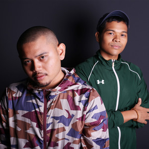 Download Lagu Aerif Azmin, Aizat Amdan - Berlari MP3 Download Lagu Aerif Azmin, Aizat Amdan - Berlari MP3