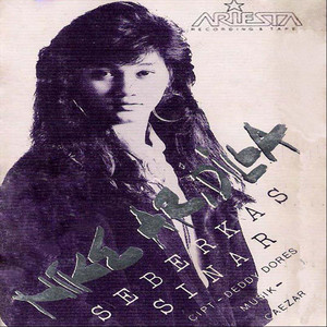 Download Lagu Nike Ardilla - Buka Kartu MP3 Download Lagu Nike Ardilla - Buka Kartu MP3
