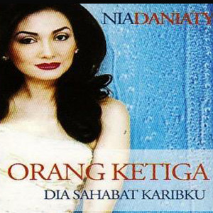 Download Lagu Nia Daniaty - Dia Sahabat Karibku MP3