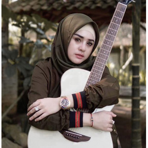 Download Lagu Els Warouw - Sang Kelana Cinta MP3 Download Lagu Els Warouw - Sang Kelana Cinta MP3