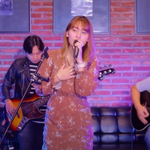 Download Lagu Vita Alvia - Wis Kadung Tresno MP3 Download Lagu Vita Alvia - Wis Kadung Tresno MP3