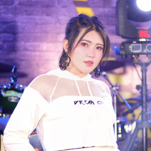 Download Lagu Via Vallen - Via Vallen - Kopi Dangdut MP3 Download Lagu Via Vallen - Via Vallen - Kopi Dangdut MP3