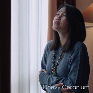 Download Lagu Dhevy Geranium - Nono Artine MP3