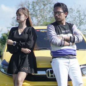 Download Lagu Esa Risty, arya satria - Emas Hantaran MP3 Download Lagu Esa Risty, arya satria - Emas Hantaran MP3