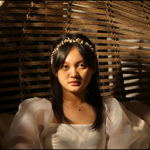 Download Lagu queenara - Renung MP3 Download Lagu queenara - Renung MP3