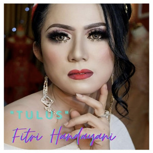 Download Lagu Fitri Handayani - Tulus MP3 Download Lagu Fitri Handayani - Tulus MP3