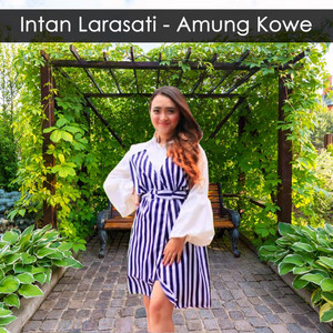 Download Lagu Intan Larasati - Amung Kowe MP3 Download Lagu Intan Larasati - Amung Kowe MP3