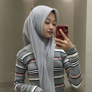 Download Lagu Angga Fvnky - Kulo Pun Angkat Tangan MP3 Download Lagu Angga Fvnky - Kulo Pun Angkat Tangan MP3