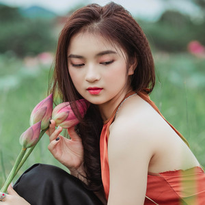 Download Lagu Tias Venada - Mangku Purel Koplo MP3 Download Lagu Tias Venada - Mangku Purel Koplo MP3