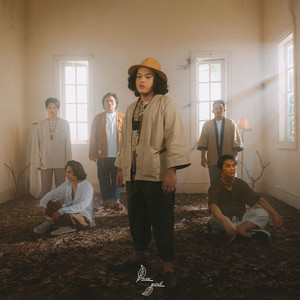 Download Lagu Daun Jatuh - Momen MP3 Download Lagu Daun Jatuh - Momen MP3