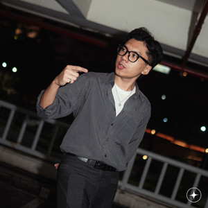 Download Lagu Pertunjukan - Restoran MP3