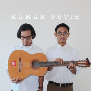 Download Lagu Kamar Putih - Senandung Malam MP3 Download Lagu Kamar Putih - Senandung Malam MP3