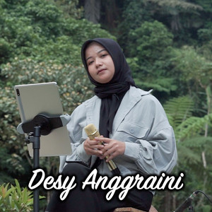 Download Lagu Desy Anggraini - Gemati MP3 Download Lagu Desy Anggraini - Gemati MP3