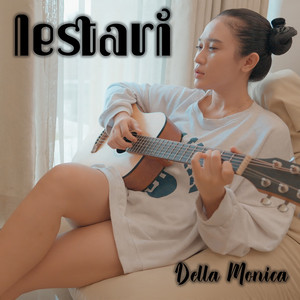 Download Lagu DELLA MONICA - Lestari MP3