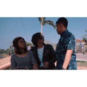 Download Lagu Edoo Dwi Prasetyo - Bantaran Ninggal Kenangan MP3 Download Lagu Edoo Dwi Prasetyo - Bantaran Ninggal Kenangan MP3