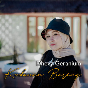 Download Lagu Dhevy Geranium - Kudanan Bareng MP3 Download Lagu Dhevy Geranium - Kudanan Bareng MP3