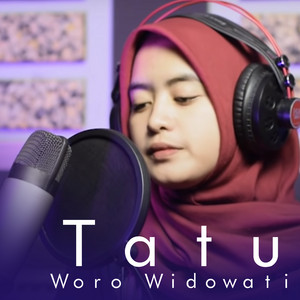 Download Lagu Woro Widowati - Tatu - Live Acoustic MP3 Download Lagu Woro Widowati - Tatu - Live Acoustic MP3