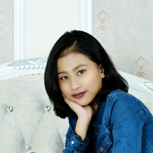 Download Lagu Reny Adelina - Seperti Segala MP3
