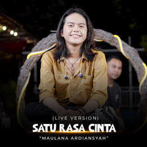 Download Lagu Maulana Ardiansyah - Satu Rasa Cinta - Live Ska Reggae MP3 Download Lagu Maulana Ardiansyah - Satu Rasa Cinta - Live Ska Reggae MP3