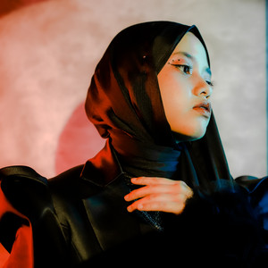 Download Lagu Hanin Dhiya - Dia Hanya Untukku MP3
