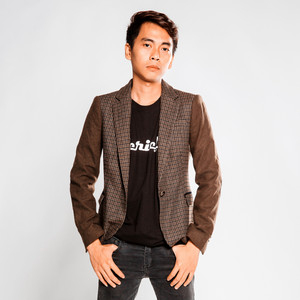 Download Lagu Gellen Martadinata - Maik Angen Bilin Aku MP3 Download Lagu Gellen Martadinata - Maik Angen Bilin Aku MP3