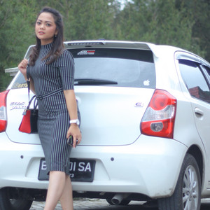 Download Lagu Efry Ejayani Br Tarigan - Berngi Suarindu MP3 Download Lagu Efry Ejayani Br Tarigan - Berngi Suarindu MP3