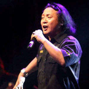 Download Lagu Koko Thole - Keroncong Goyang Pak Dhe MP3 Download Lagu Koko Thole - Keroncong Goyang Pak Dhe MP3