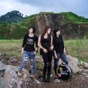 Download Lagu Dewi Nirwana - Cintaku Tak Pantas Untukmu MP3 Download Lagu Dewi Nirwana - Cintaku Tak Pantas Untukmu MP3