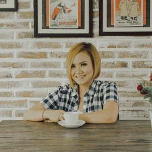 Download Lagu Dek Ulik, Widi Widiana - Kudiang Jani (feat. Widi Widiana) MP3 Download Lagu Dek Ulik, Widi Widiana - Kudiang Jani (feat. Widi Widiana) MP3
