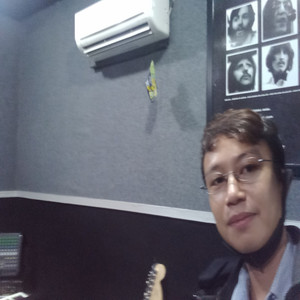 Download Lagu Muiz Prakentod - Musisi Jalanan MP3 Download Lagu Muiz Prakentod - Musisi Jalanan MP3