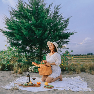 Download Lagu Putri Bulan, Dex Blondo - Kadang Diatas Kadang Dibawah MP3 Download Lagu Putri Bulan, Dex Blondo - Kadang Diatas Kadang Dibawah MP3