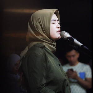Download Lagu Woro Widowati - Perlahan MP3 Download Lagu Woro Widowati - Perlahan MP3