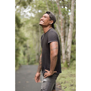 Download Lagu Wayan Sumade - Gerong Gerong MP3 Download Lagu Wayan Sumade - Gerong Gerong MP3