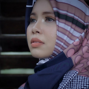 Download Lagu Vanny Vabiola - Gelas Gelas Kaca MP3 Download Lagu Vanny Vabiola - Gelas Gelas Kaca MP3