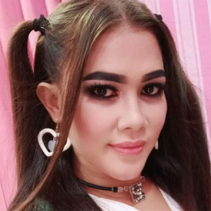 Download Lagu Yani Ridho - Wanita Setia MP3 Download Lagu Yani Ridho - Wanita Setia MP3
