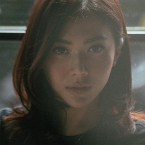 Download Lagu Tenty Kamal - Terpisah MP3 Download Lagu Tenty Kamal - Terpisah MP3