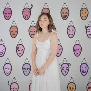 Download Lagu mxmtoon - prom dress MP3