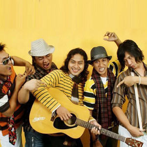 Download Lagu Majoret - Terlalu MP3 Download Lagu Majoret - Terlalu MP3