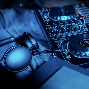 Download Lagu Yoga Ardiansyah RMX - Dj Yang Sering Fyp Ditiktok Gue Mah Gitu Orangnya MP3 Download Lagu Yoga Ardiansyah RMX - Dj Yang Sering Fyp Ditiktok Gue Mah Gitu Orangnya MP3