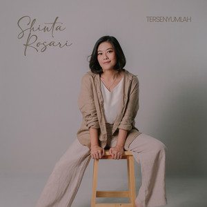 Download Lagu Shinta Rosari - Tersenyumlah MP3