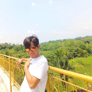 Download Lagu Herry Aluna - Loro Iki MP3 Download Lagu Herry Aluna - Loro Iki MP3