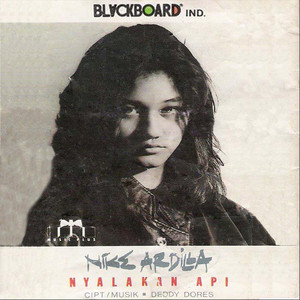 Download Lagu Nike Ardilla - Madu dan Racun Cintamu MP3