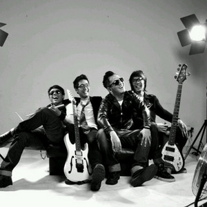 Download Lagu Avara and Didicazli - Hanya Pada Mu MP3 Download Lagu Avara and Didicazli - Hanya Pada Mu MP3