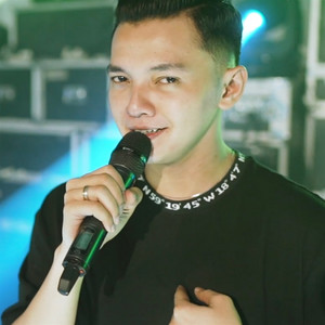 Download Lagu Dory Harsa - Aku Dewean MP3 Download Lagu Dory Harsa - Aku Dewean MP3