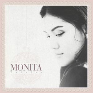 Download Lagu Monita Tahalea, Indra Lesmana, Dewa Budjana - Silent Night (feat. Indra Lesmana & Dewa Budjana) MP3 Download Lagu Monita Tahalea, Indra Lesmana, Dewa Budjana - Silent Night (feat. Indra Lesmana & Dewa Budjana) MP3